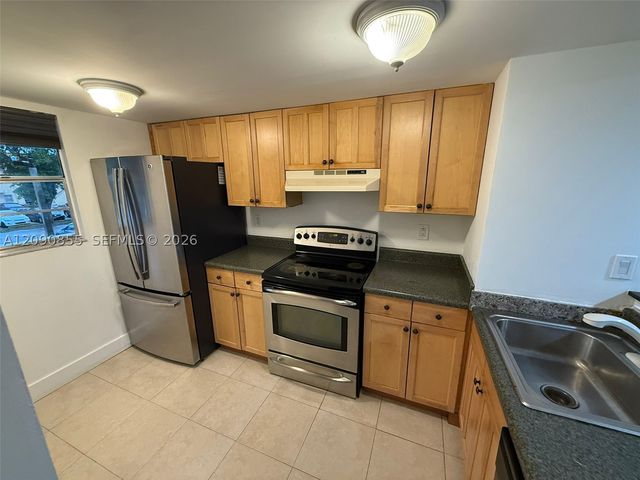 231 NW 109th Ave 209, Miami, FL 33172