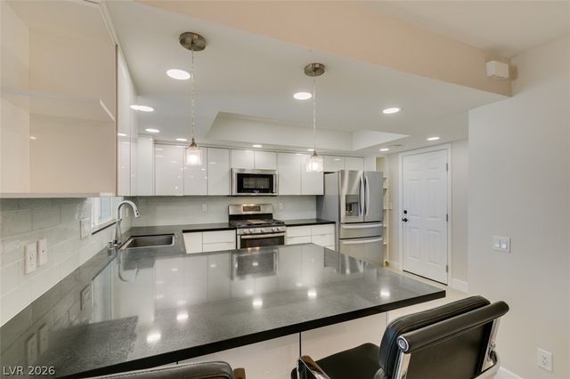 5046 Schumann Drive, Las Vegas, NV 89146