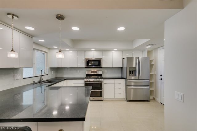 5046 Schumann Drive, Las Vegas, NV 89146
