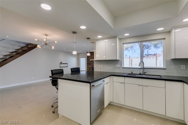 5046 Schumann Drive, Las Vegas, NV 89146