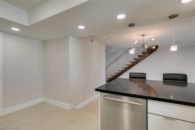 5046 Schumann Drive, Las Vegas, NV 89146