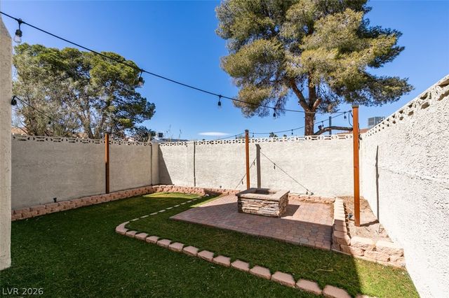 5046 Schumann Drive, Las Vegas, NV 89146