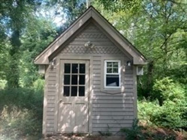 973 Pembroke, New Bedford, MA 02745