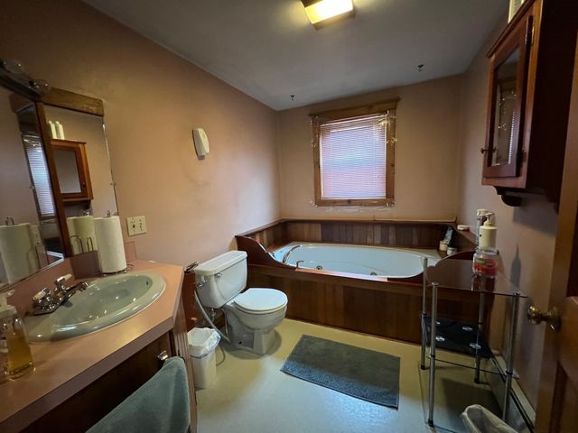 973 Pembroke, New Bedford, MA 02745