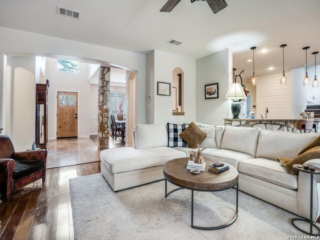 41 Inwood Heights Dr. N, San Antonio, TX 78248