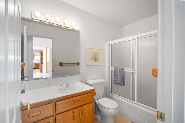 640 SE Crestview St, Pullman, WA 99163