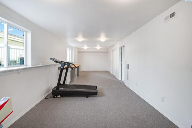 640 SE Crestview St, Pullman, WA 99163