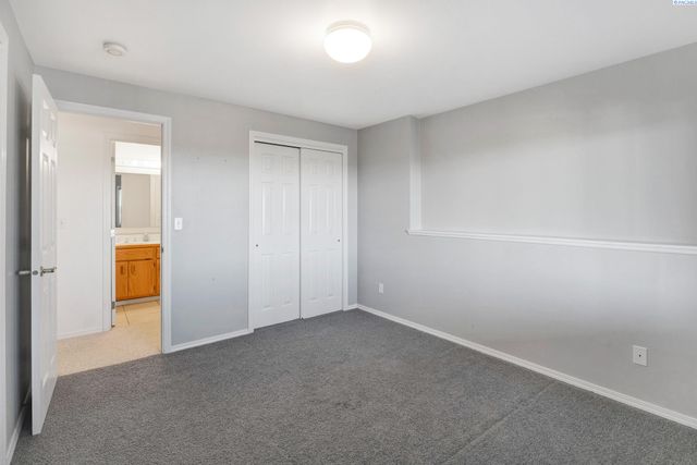 640 SE Crestview St, Pullman, WA 99163