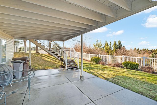 640 SE Crestview St, Pullman, WA 99163