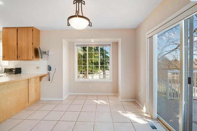 640 SE Crestview St, Pullman, WA 99163