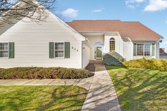 640 SE Crestview St, Pullman, WA 99163