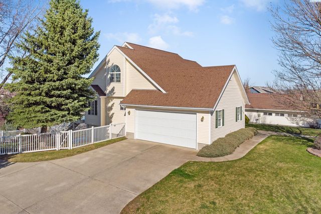 640 SE Crestview St, Pullman, WA 99163