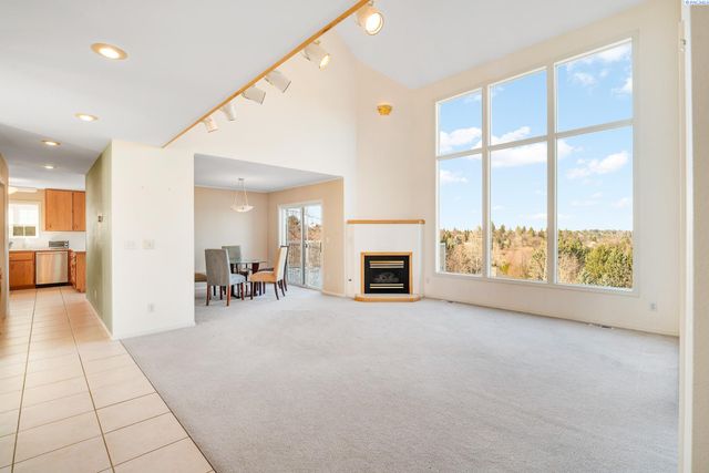 640 SE Crestview St, Pullman, WA 99163