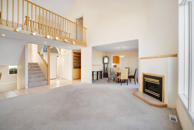 640 SE Crestview St, Pullman, WA 99163