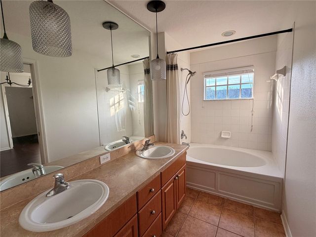 16215 BRIDGECROSSING DRIVE, Lithia, FL 33547