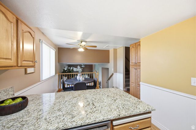 734 E SANDY DUNES DR, Sandy, UT 84094