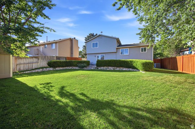 734 E SANDY DUNES DR, Sandy, UT 84094