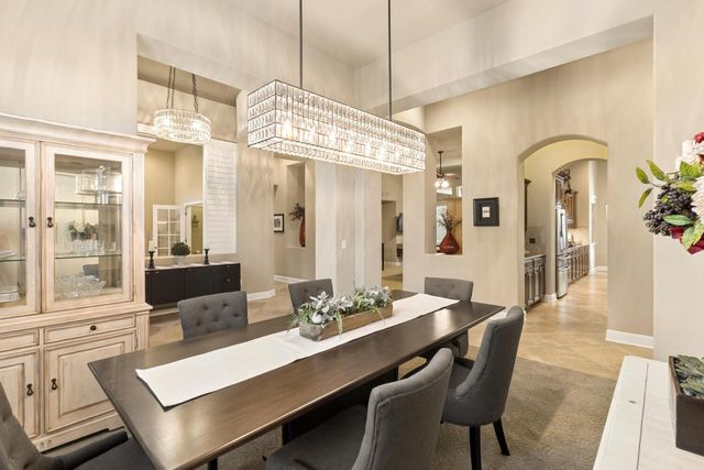 9388 Secretariat Ln, Elk Grove, CA 95624