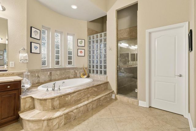 9388 Secretariat Ln, Elk Grove, CA 95624