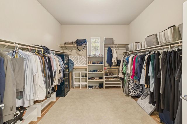 9388 Secretariat Ln, Elk Grove, CA 95624