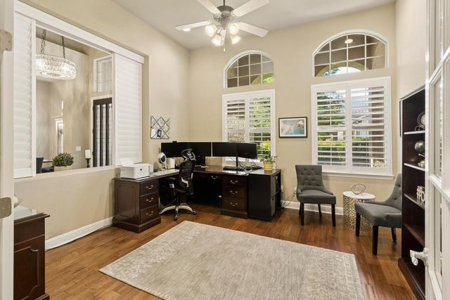 9388 Secretariat Ln, Elk Grove, CA 95624