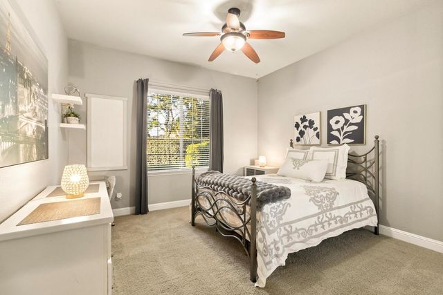 9388 Secretariat Ln, Elk Grove, CA 95624