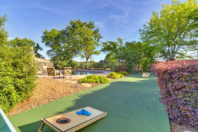 9388 Secretariat Ln, Elk Grove, CA 95624