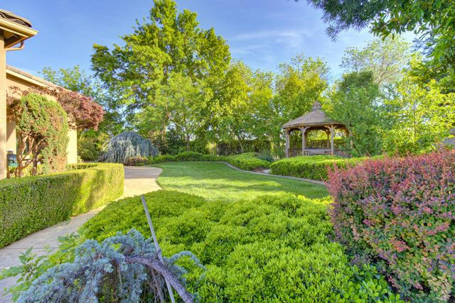 9388 Secretariat Ln, Elk Grove, CA 95624