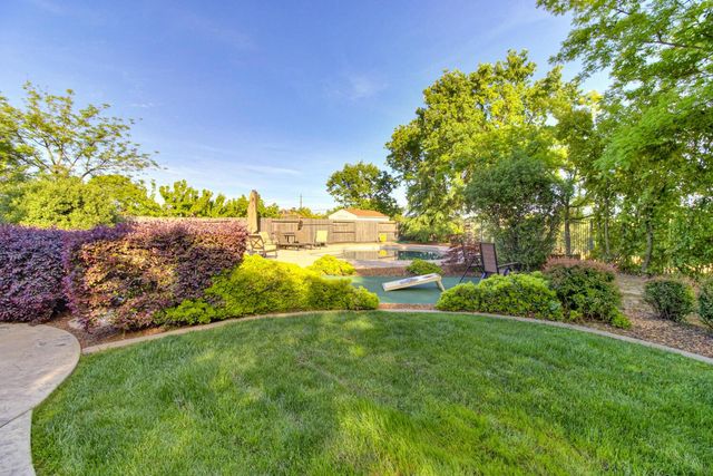 9388 Secretariat Ln, Elk Grove, CA 95624