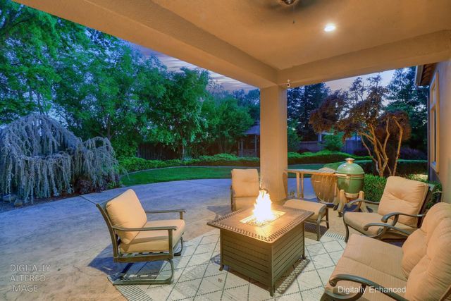 9388 Secretariat Ln, Elk Grove, CA 95624