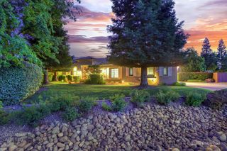 9388 Secretariat Ln, Elk Grove, CA 95624