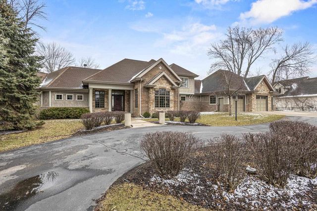 536 SUNRISE BAY ROAD, Neenah, WI 54956