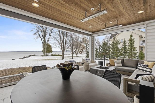 536 SUNRISE BAY ROAD, Neenah, WI 54956