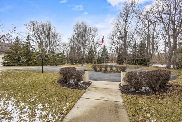 536 SUNRISE BAY ROAD, Neenah, WI 54956