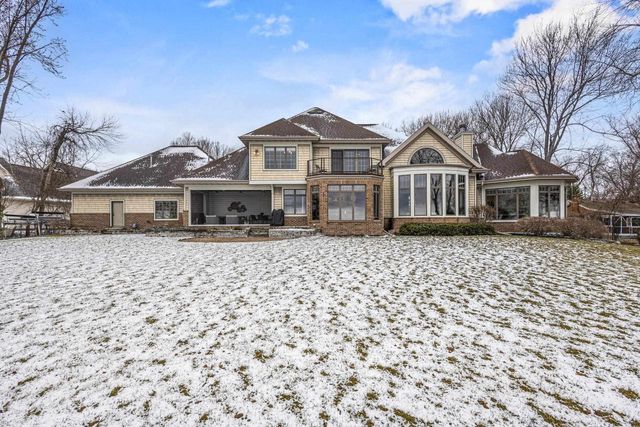 536 SUNRISE BAY ROAD, Neenah, WI 54956