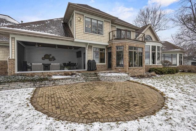 536 SUNRISE BAY ROAD, Neenah, WI 54956