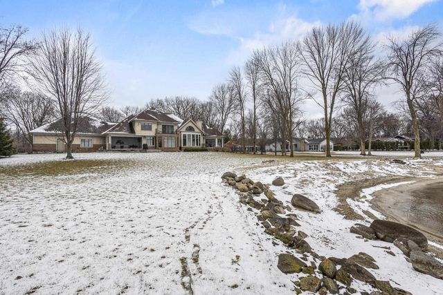 536 SUNRISE BAY ROAD, Neenah, WI 54956