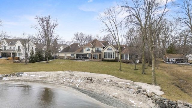 536 SUNRISE BAY ROAD, Neenah, WI 54956