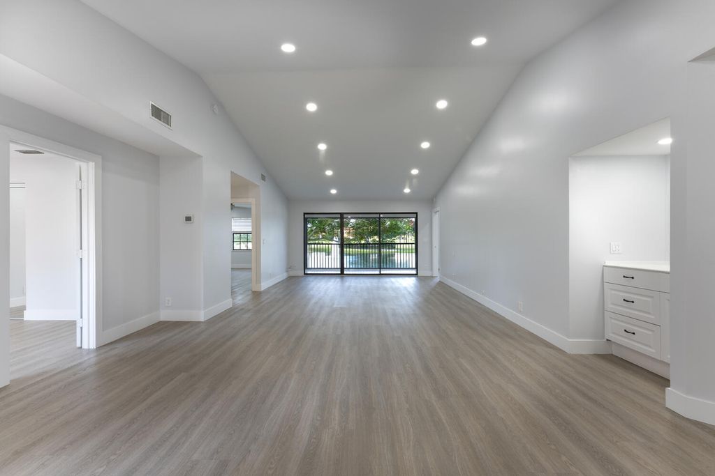 22791 Trelawny Terrace F, Boca Raton, FL 33433
