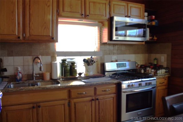 900 E Choctaw Avenue, Mcalester, OK 74501