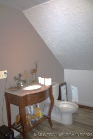 900 E Choctaw Avenue, Mcalester, OK 74501