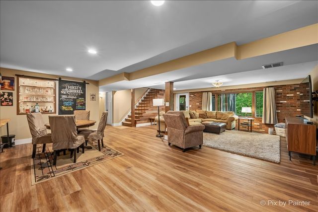732 Hillside Court, Algonquin, IL 60102
