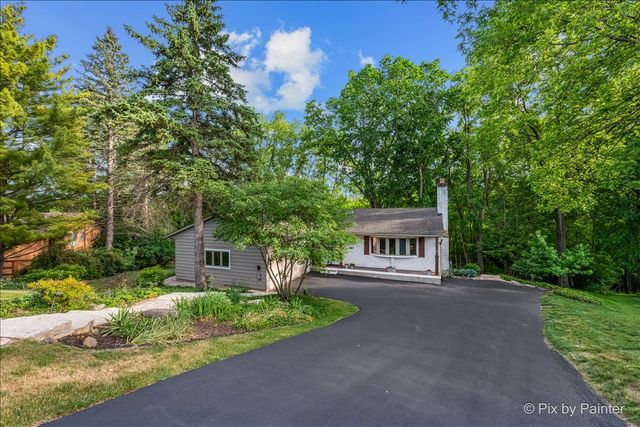 732 Hillside Court, Algonquin, IL 60102