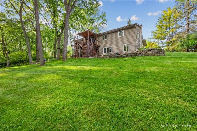 732 Hillside Court, Algonquin, IL 60102