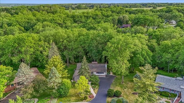 732 Hillside Court, Algonquin, IL 60102
