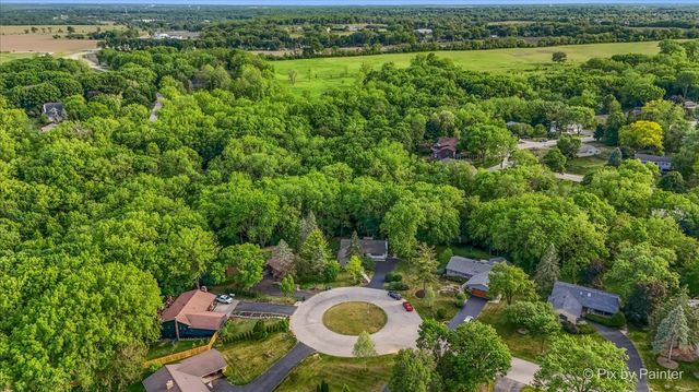 732 Hillside Court, Algonquin, IL 60102