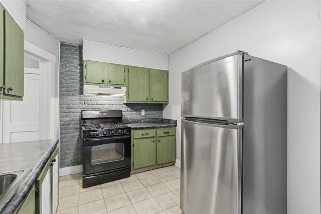 222-224 Alice St, Mt Oliver, PA 15210