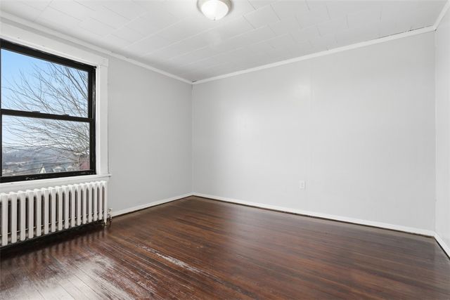 222-224 Alice St, Mt Oliver, PA 15210