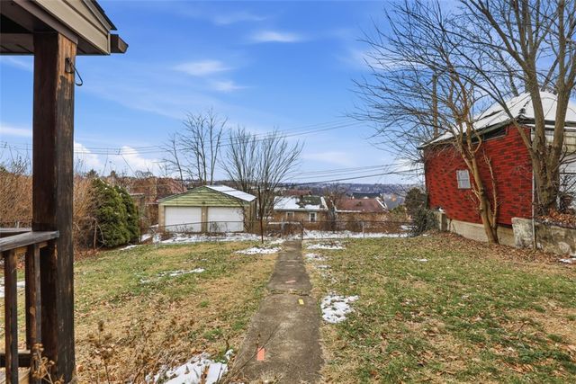 222-224 Alice St, Mt Oliver, PA 15210