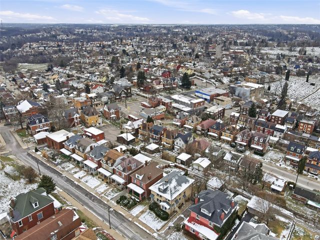 222-224 Alice St, Mt Oliver, PA 15210